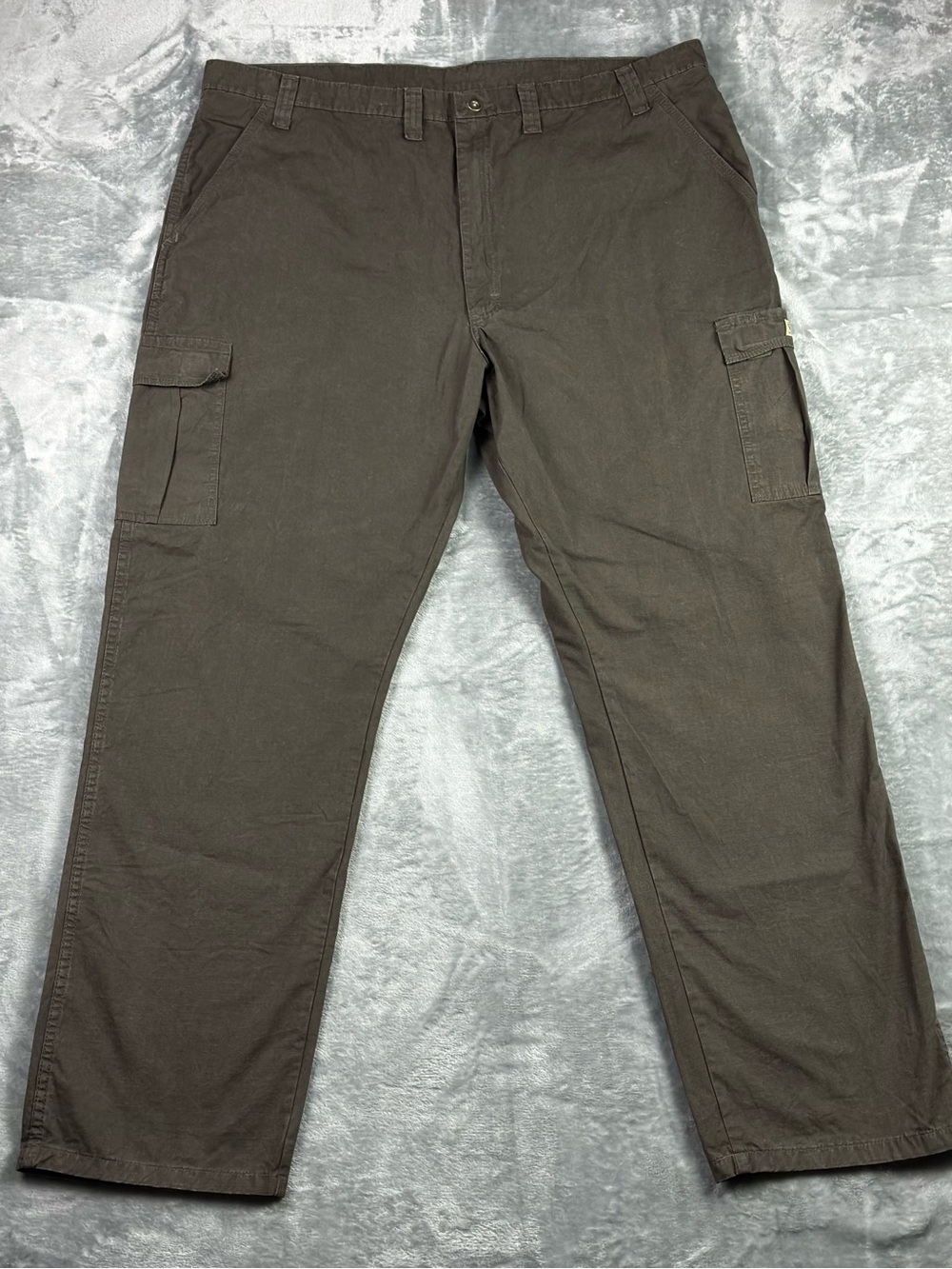 NEW Wrangler Ripstop Cargo Pants 44x32 Woodland Green Gray Relaxed Straight Leg